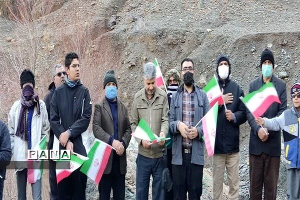 همایش پیاده‌‎روی خانوادگی آدینه به مناسبت 13 رجب و دهه فجر انقلاب اسلامی در بیرجند