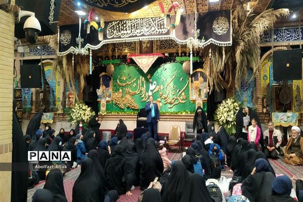 اعزام کاروان دانش‌آموزان دختر منطقه ۱۴ به اردوی راهیان نور