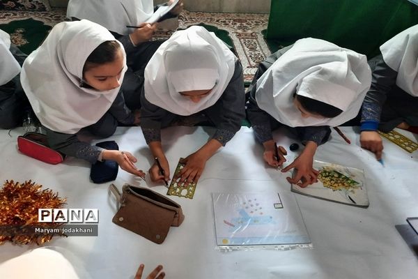 برگزاری طرح نقاشی همگانی در دبستان ایران جانمحمدی ملارد