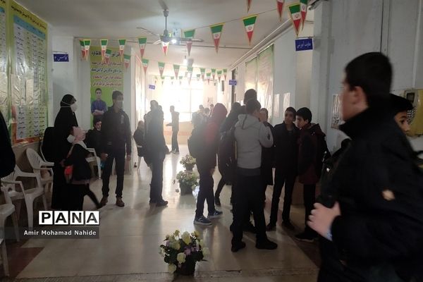 چهل و سومین دوره مسابقات قرآن و عترت دانش‌آموزان ناحیه چهار شیراز