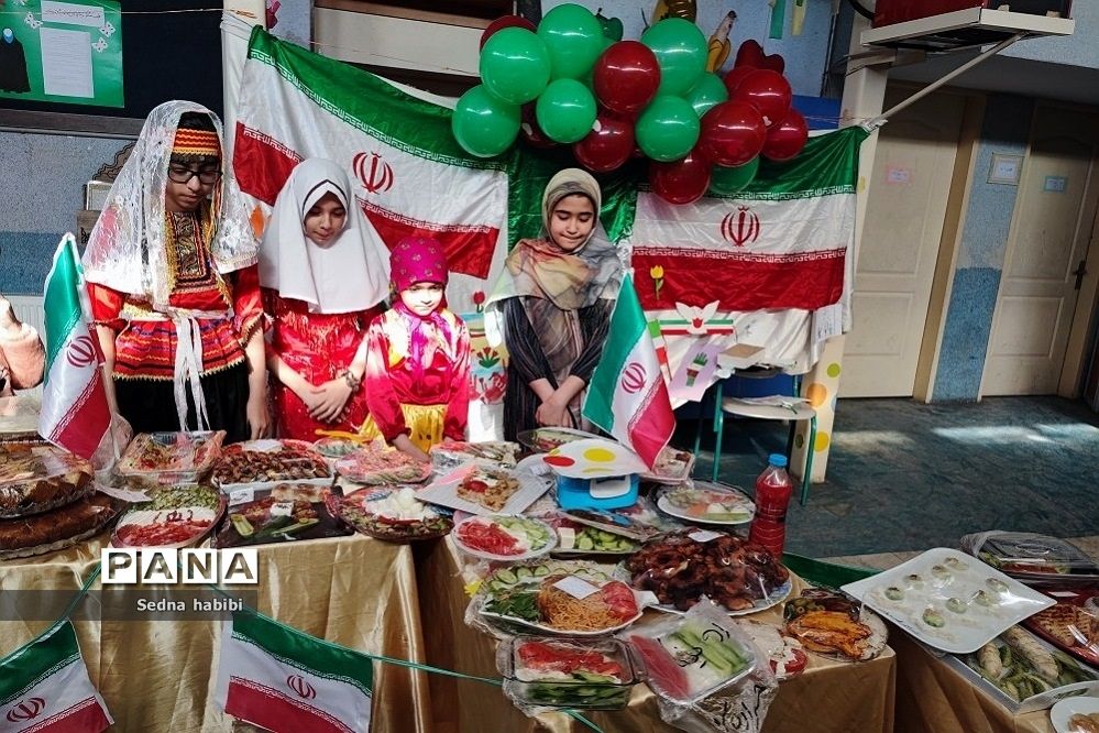 برگزاری جشنواره صبحانه با طعم انقلاب در دبستان حضرت زهرا(س) یک،  رودهن