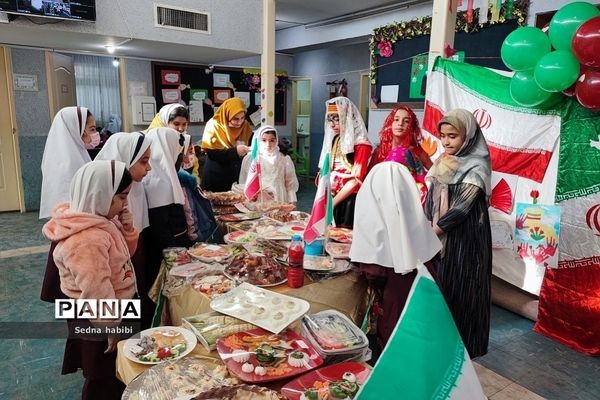برگزاری جشنواره صبحانه با طعم انقلاب در دبستان حضرت زهرا(س) یک،  رودهن