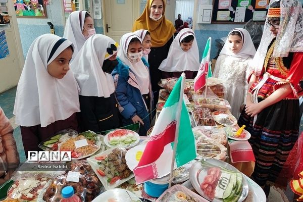 برگزاری جشنواره صبحانه با طعم انقلاب در دبستان حضرت زهرا(س) یک،  رودهن