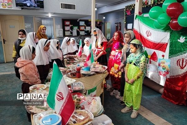 برگزاری جشنواره صبحانه با طعم انقلاب در دبستان حضرت زهرا(س) یک،  رودهن