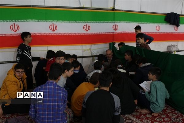 اعتکاف بزرگ دانش‌آموزی در مسجد سید اصفهان 3