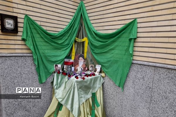 برگزاری مراسم اعتکاف با هدف تبیین اخلاق و معنویت نوجوانان دهه هشتادی در مسجد سید الشهدا