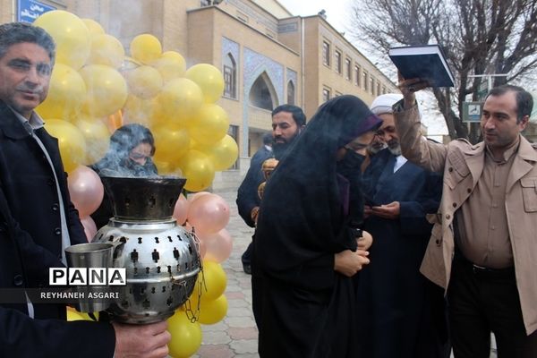 مراسم بدرقه اردوی «زیارت‌‌اولی‌ها» به مقصد مشهد مقدس