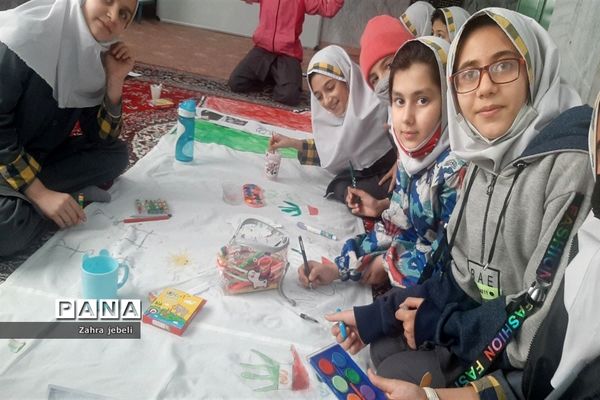 اجرای نقاشی همگانی در دبستان ام البنین خلیفه صفادشت