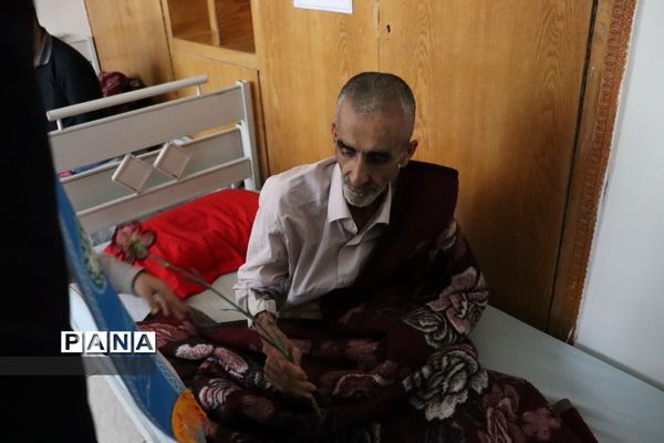 بازدید از خانه سالمندان توسط نمایندگان مجلس دانش‌آموزی  خراسان‌ رضوی