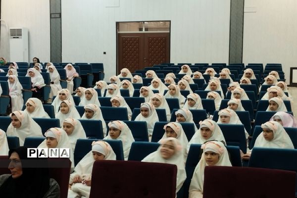 برگزاری مراسم معنوی و پرنشاط جشن تکلیف در منطقه کهریزک