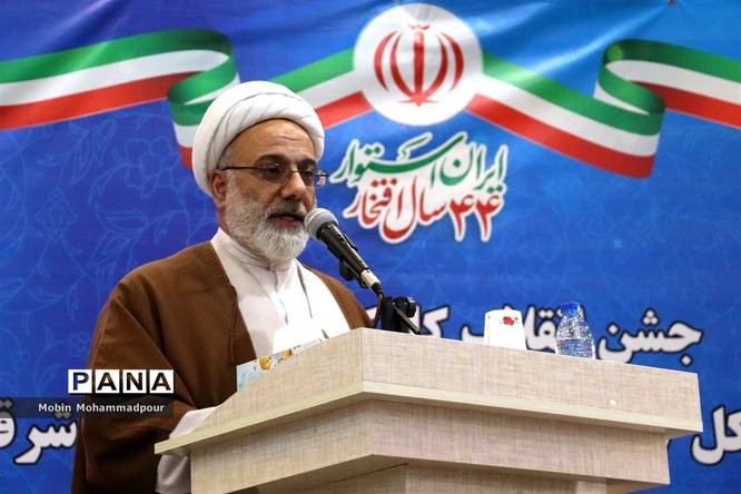 جشن انقلاب کارکنان ستادی ادارهکل آموزش و پرورش آذربایجان شرقی