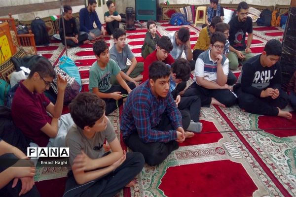 برگزاری مراسم معنوی اعتکاف دانش‌آموزی با عنوان «فرصت وصل» در رشت