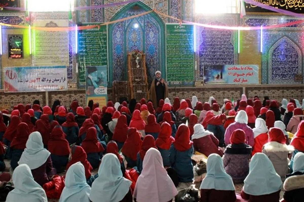 برگزاری طرح پیوند مدرسه و مسجد با محوریت جهاد تبیین