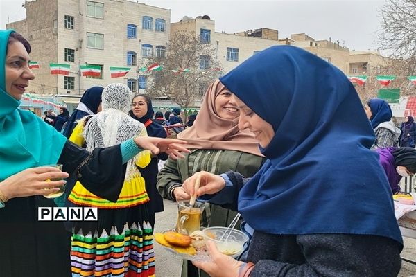 جشنواره غذا  در دبیرستان توحید شهرستان قدس