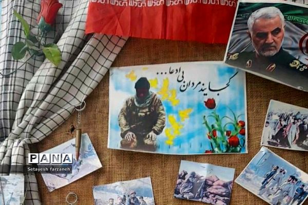 برگزاری جشن دهه‌ فجر در دبیرستان شهید شرافت بهارستان دو