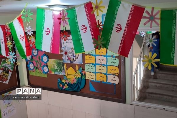 جشن انقلاب در مدارس ابتدایی رودهن
