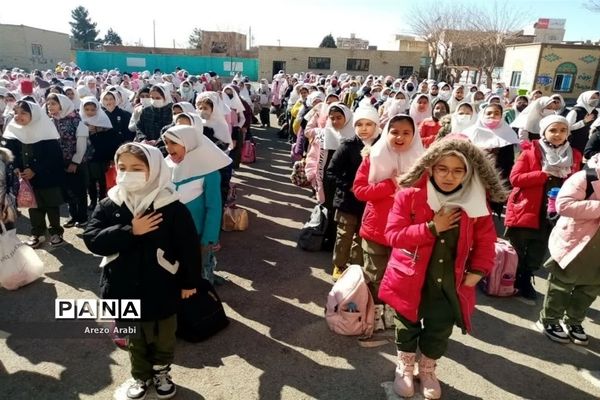 برگزاری جشن دهه فجرانقلاب اسلامی درآموزشگاه الله اکبر اسلامشهر