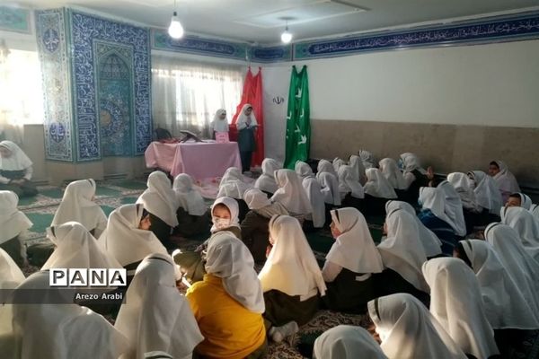 برگزاری جشن دهه فجرانقلاب اسلامی درآموزشگاه الله اکبر اسلامشهر