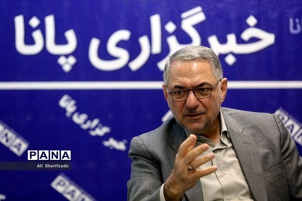 بازدید محمود امانی طهرانی دبیرکل شورای عالی آموزش‌ و پرورش از خبرگزاری پانا