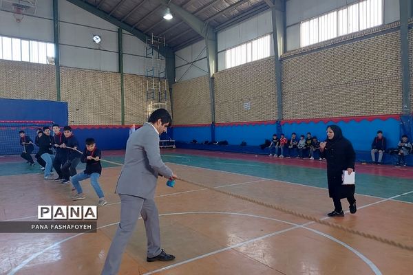برگزاری مسابقات ورزشی ویژه دانش‌آموزان در فشافویه