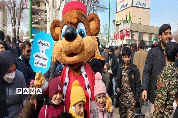 حماسه‌ای دیگر از مردم شهرستان نظرآباد در راهپیمایی 22 بهمن 1401