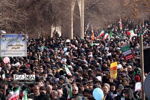 چهل و چهارمین جشن پیروزی انقلاب اسلامی در تبریز -۲