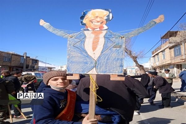 حضور مردم شهرستان بن در راهپیمایی ۲۲بهمن