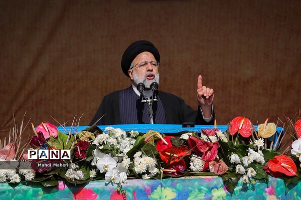 سخنرانی رئیس جمهوری در راهپیمایی ۲۲ بهمن