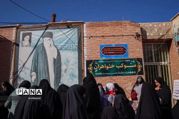 راهپیمایی با شکوه یوم الله ۲۲ بهمن در شهرستان ابرکوه