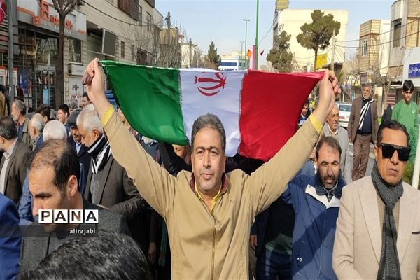 حماسه حضوردانش‌آموزان ، فرهنگیان و مردم شهیدپرور و ولایتمدارمنطقه کهریزک