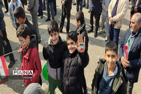حماسه حضوردانش‌آموزان ، فرهنگیان و مردم شهیدپرور و ولایتمدارمنطقه کهریزک