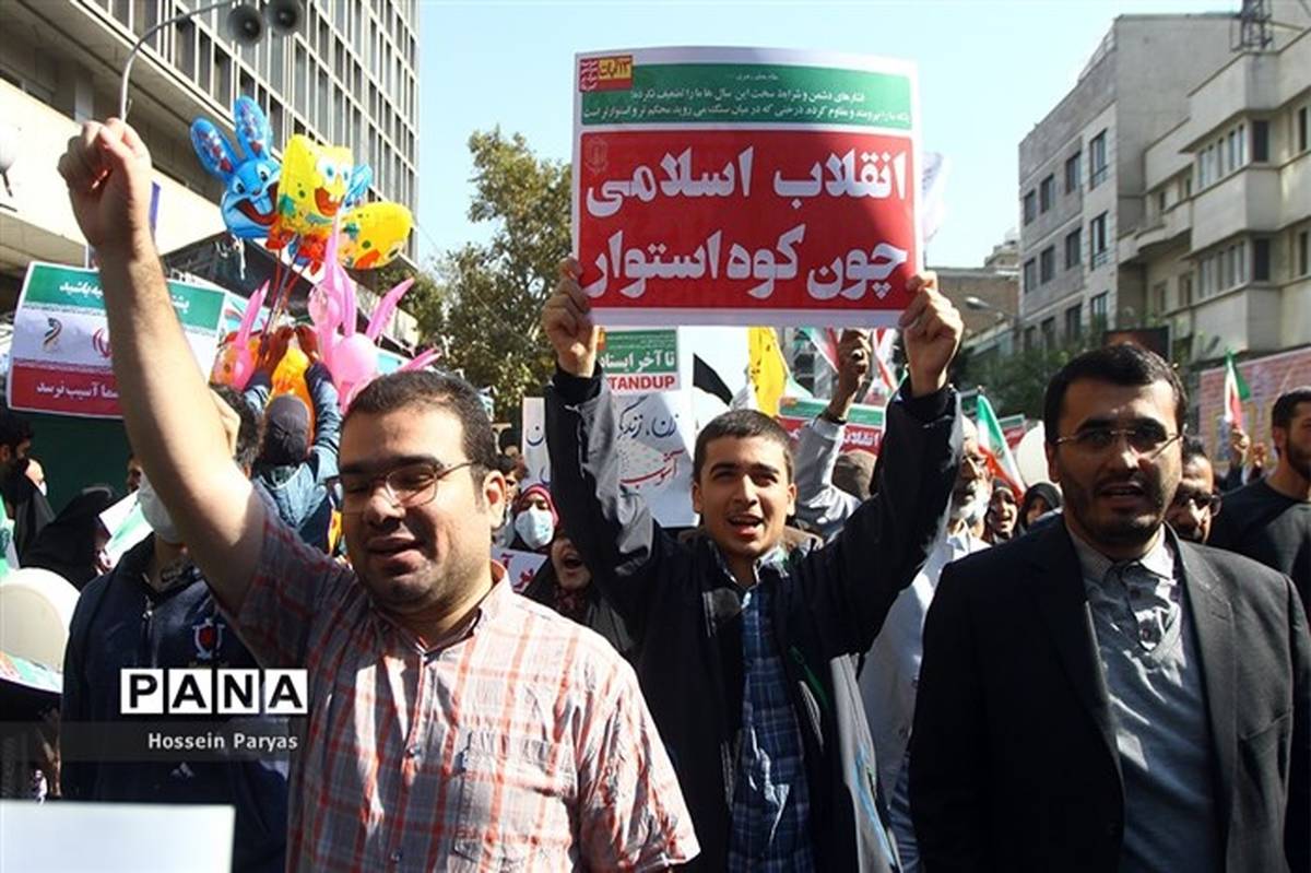 مردم در راهپیمایی 22 بهمن نشان خواهند داد که از ‌نظام مقدس جمهوری اسلامی ‌دست نخواهد کشید