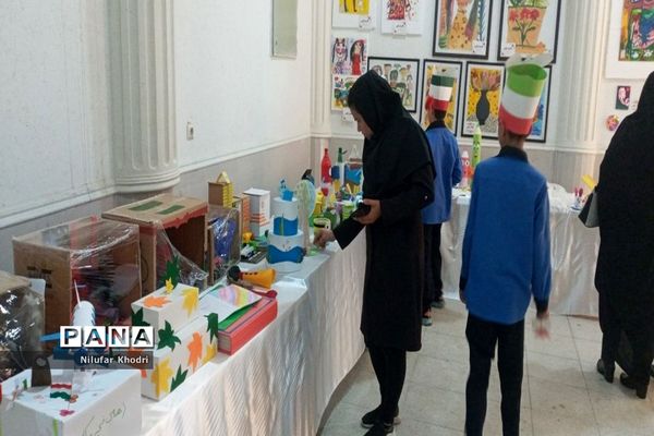 نمایشگاه صنایع‌دستی دهه فجر انقلاب اسلامی در بوشهر