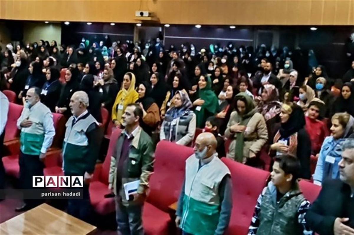 تجلیل از بانوان موفق شهریاری به مناسبت دهه فجر انقلاب اسلامی