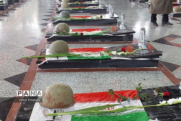 گلباران مزار شهدا ملارد به مناسبت ایام الله دهه فجر