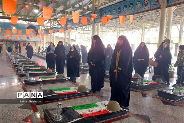 گلباران مزار شهدا ملارد به مناسبت ایام الله دهه فجر