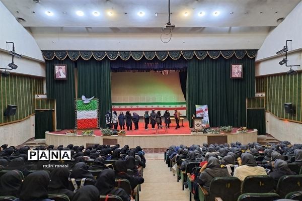 جشن‌های دهه فجر انقلاب و اعیاد ماه رجب درکانون فرهنگی تربیتی سلمان منطقه ۱۰