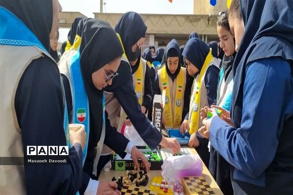 برگزاری جشن یاوران انقلاب ناحیه ۳ شیراز