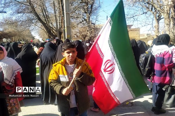راهپیمایی باشکوه 22 بهمن در شهرستان اقلید