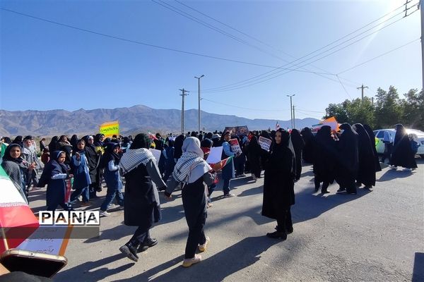 ۲۲بهمن ماه روز استقلال و آزادی ملت ایران است