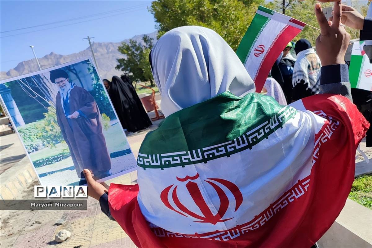 ۲۲بهمن ماه روز استقلال و آزادی ملت ایران است