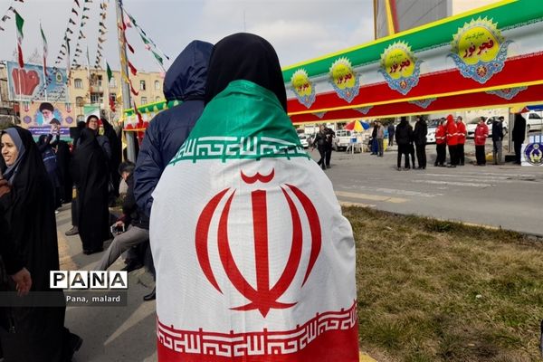 تجمع پرشور ۲۲ بهمن در ملارد
