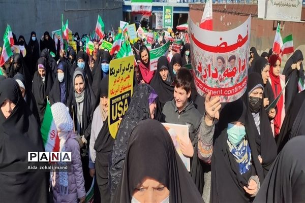 راهپیمایی با شکوه ۲۲ بهمن در شهرستان رباط‌کریم