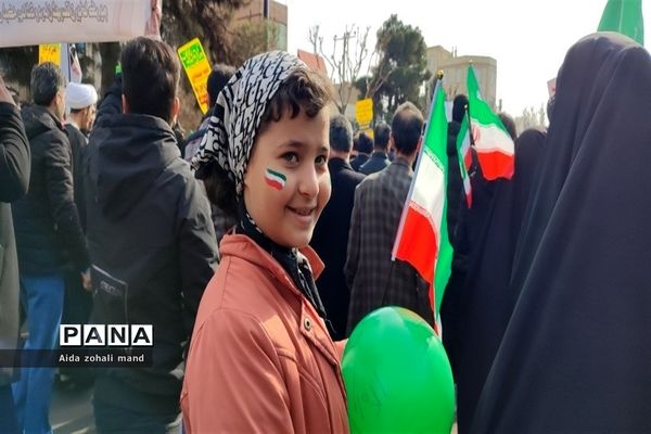 راهپیمایی با شکوه ۲۲ بهمن در شهرستان رباط‌کریم