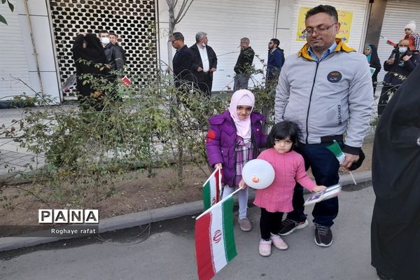 ایران استوار، 44 سال افتخار