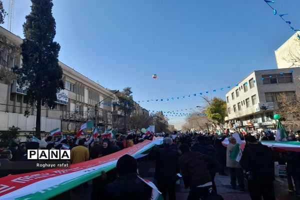 ایران استوار، 44 سال افتخار