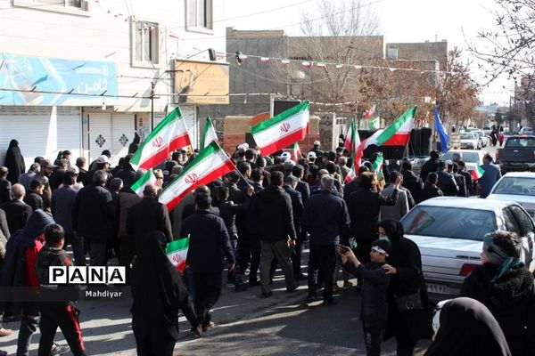 برگزاری راهپیمایی ۲۲ بهمن در شهر جوادآباد