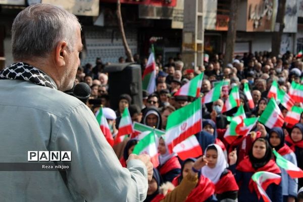 خروش بهارستانی‌ها در راهپیمایی یوم‌الله بیست‌ و دوم بهمن ماه