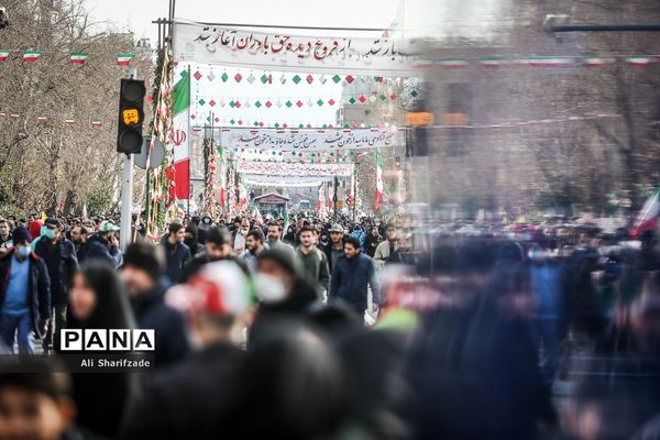 راهپیمایی ۲۲ بهمن در تهران