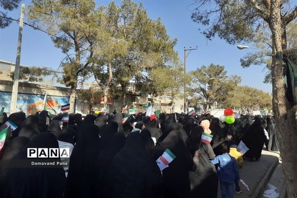 راهپیمایی ۲۲ بهمن دانش‌آموزان و سایر اقشار در خلیل اباد